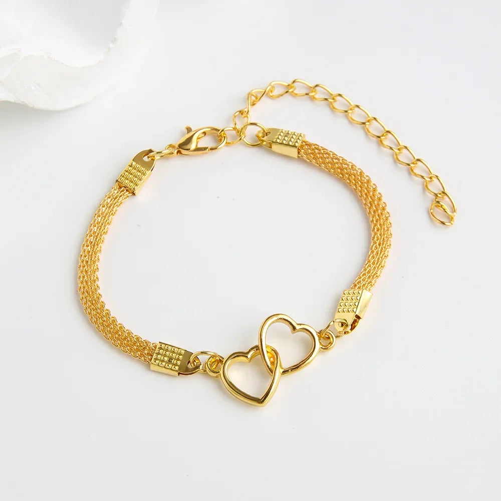 Infinity Loop Heart Karkötő