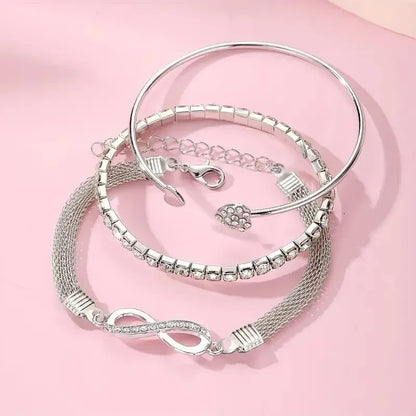 Infinity Loop Heart Karkötő